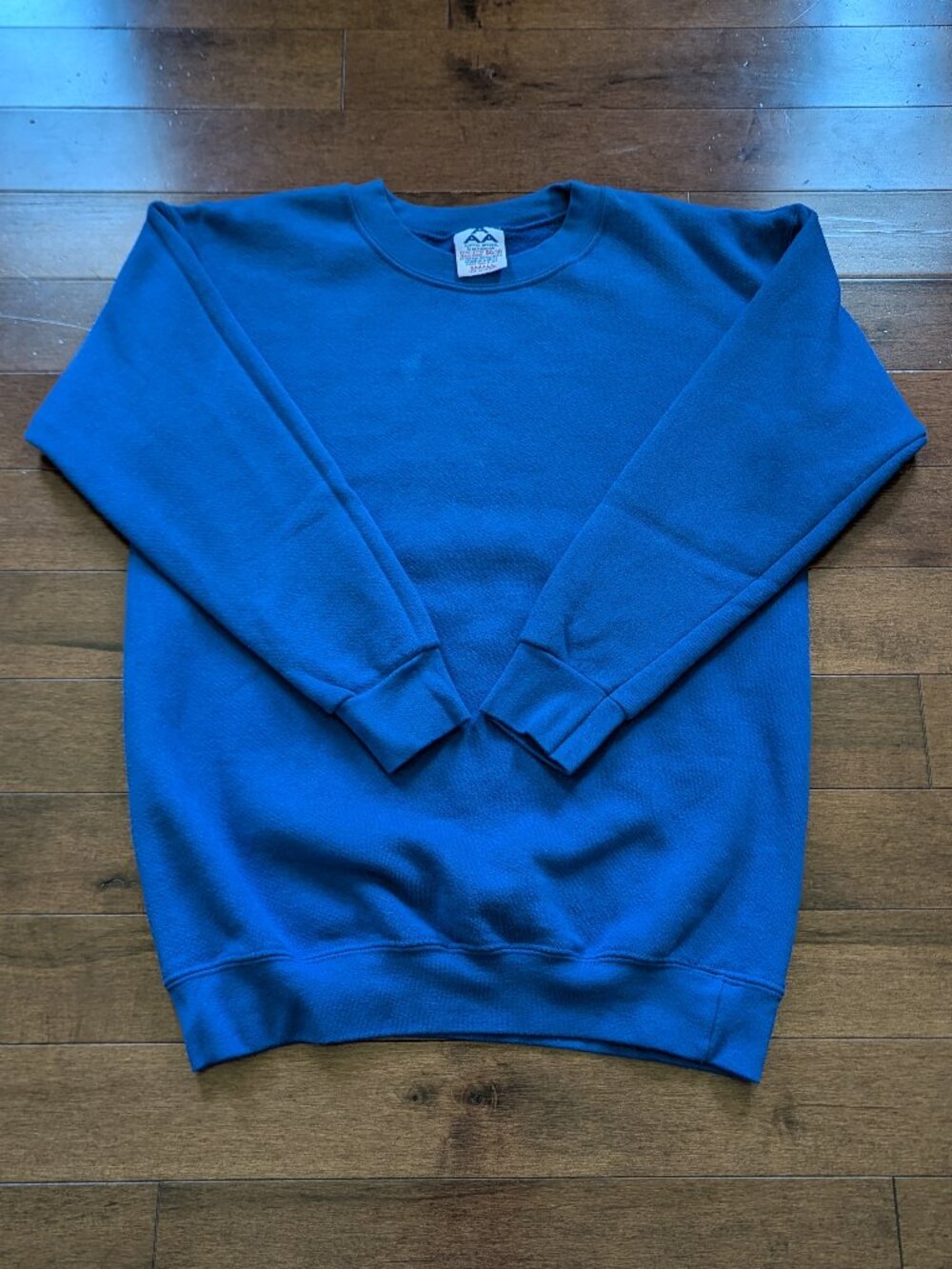 ('90s) Alstyle Apparel & Activewear essential
